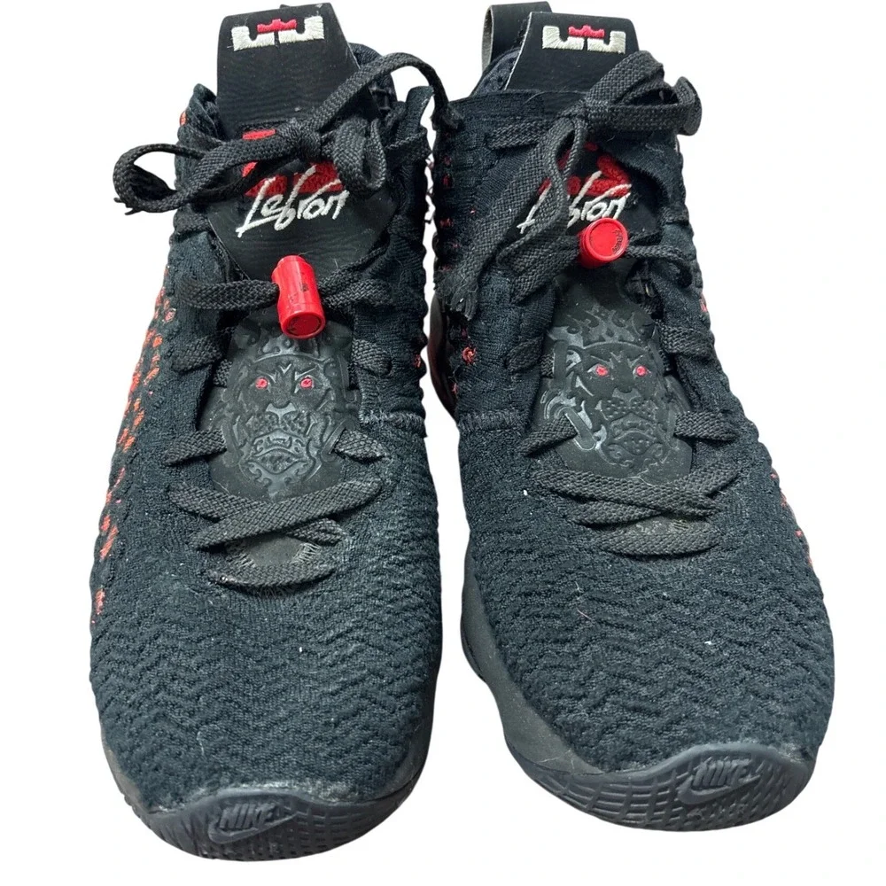Nike LeBron 17 Black University Red Kids Basketball Shoes BQ5594-001 Size 6Y